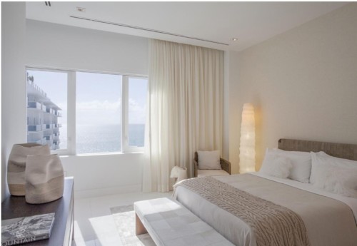 https://suiteness.imgix.net/destinations/miami/1-hotel-south-beach/suites/two-bedroom-skyline-view-penthouse-with-balcony/bedroom.png?w=96px&h=64px&crop=edges&auto=compress,format