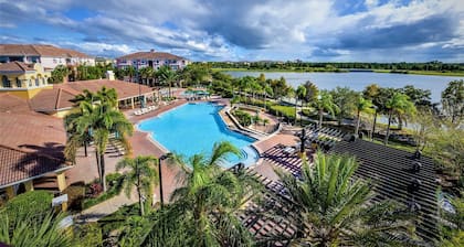 Vista Cay Resort by Millenium at Universal Blvd